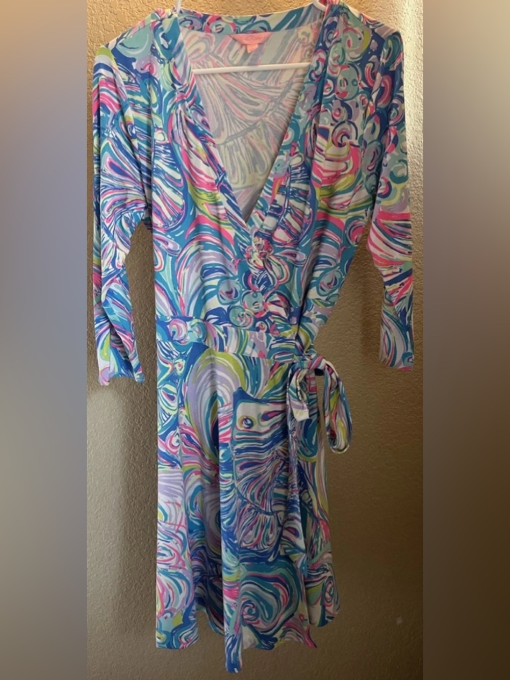 Lilly Pulitzer Pastel Blue Pink Swirl V-Neck Long Sleeve Wrap Short Dress